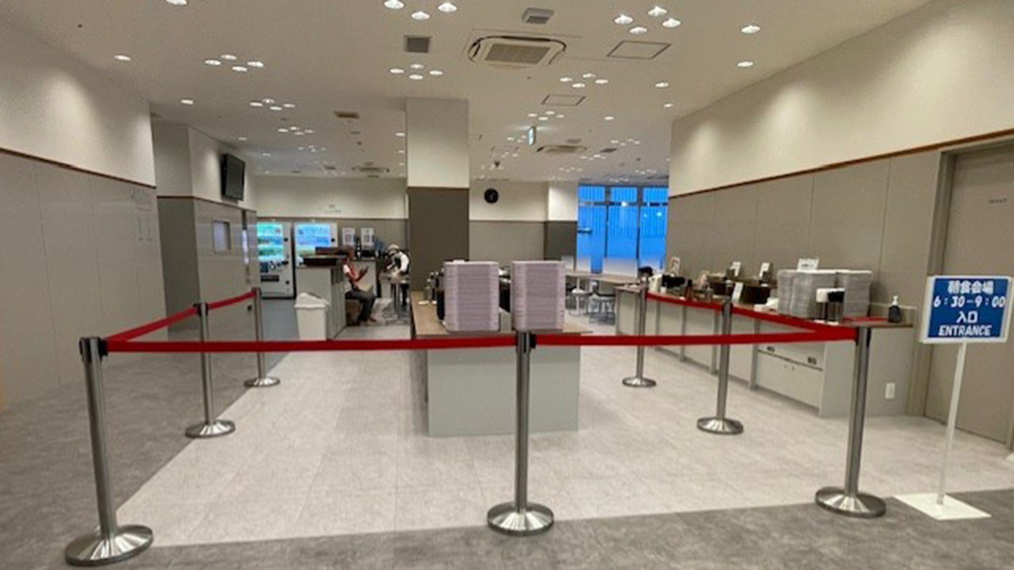 朝食会場入り口