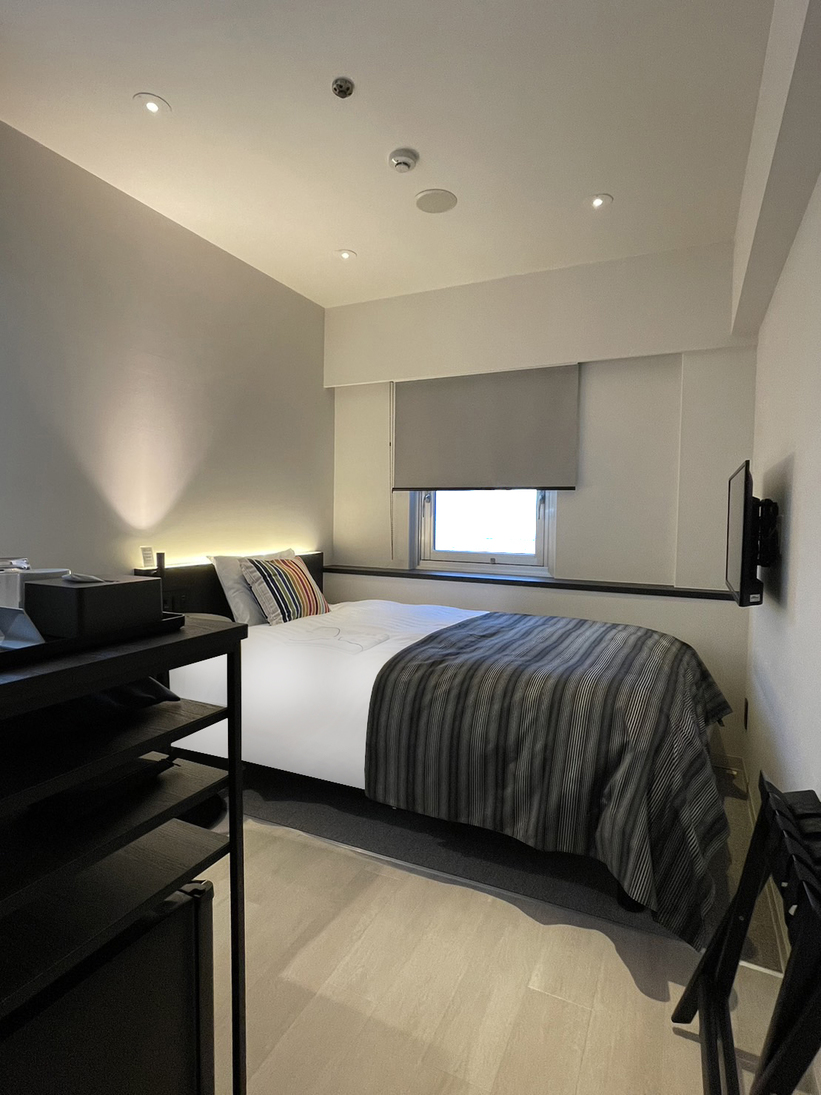 デザイナーズスマートシングル（※ユニットバスはございません。シャワーブースのみのお部屋です）