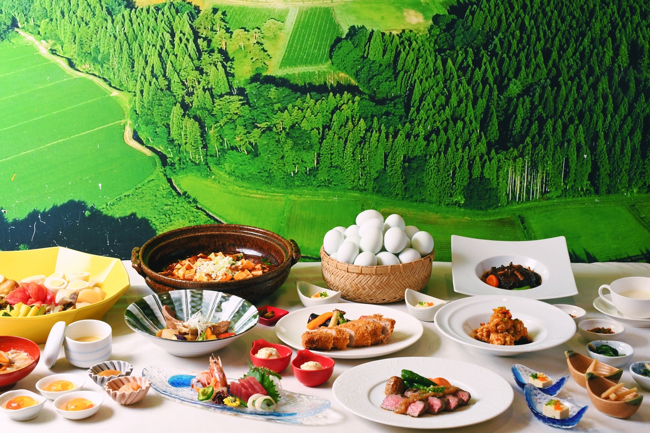 【平日限定】選べるメイン料理＆旬野菜のハーフディナーバイキング付きプラン