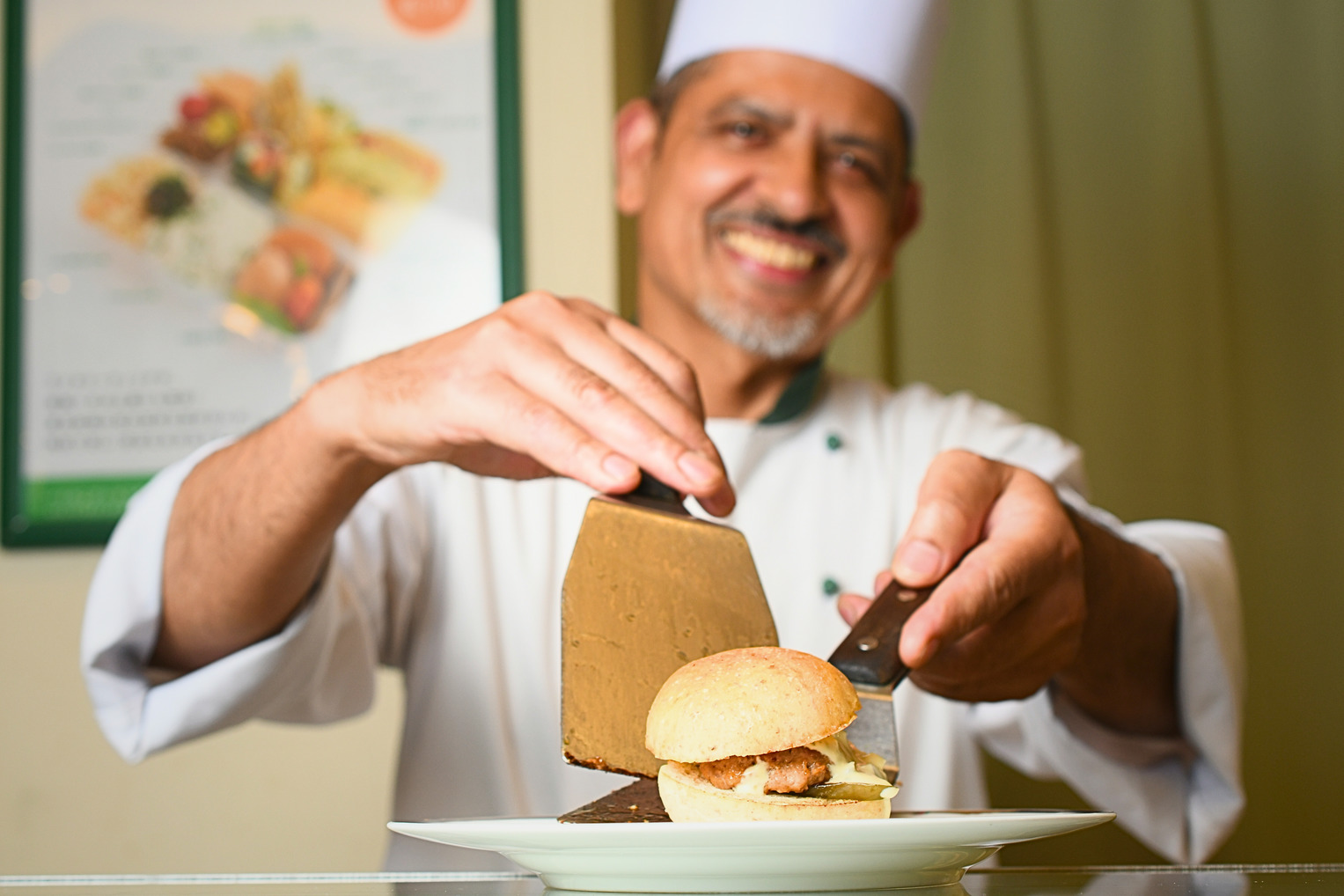 ディナーハーフバイキング　時点調理