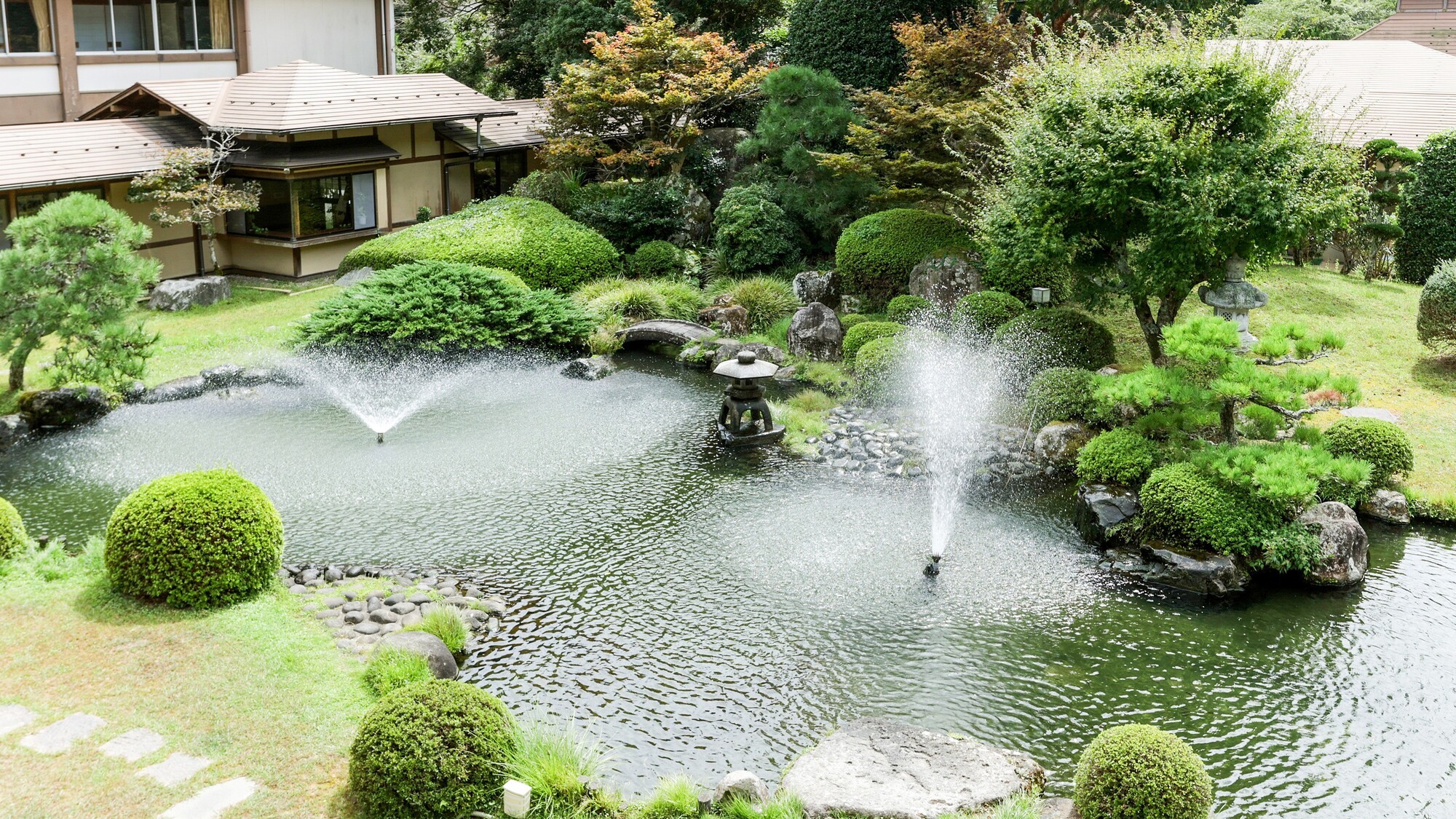 日本庭園｜散策もできます！