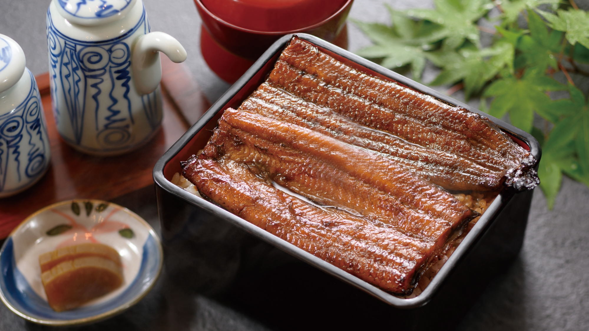 【朝・夕食付】日本料理「介寿荘」創業以来受け継がれたタレで仕上げた『国産鰻の鰻重』をご賞味下さい
