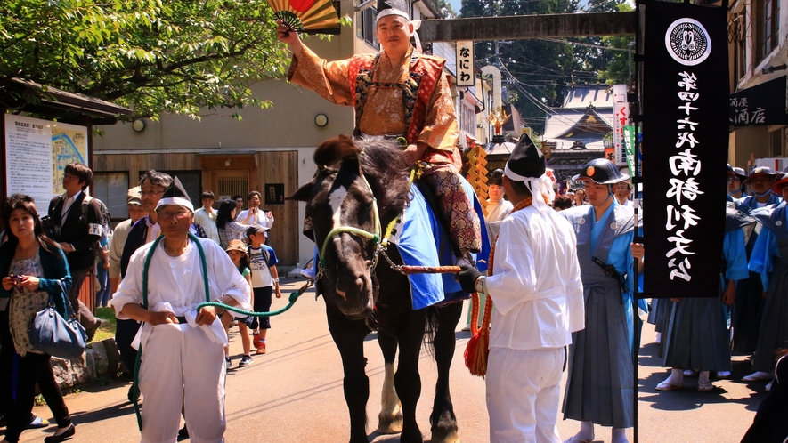 桜山神社　例大祭／当ホテルからお車で約6分（1.5km）