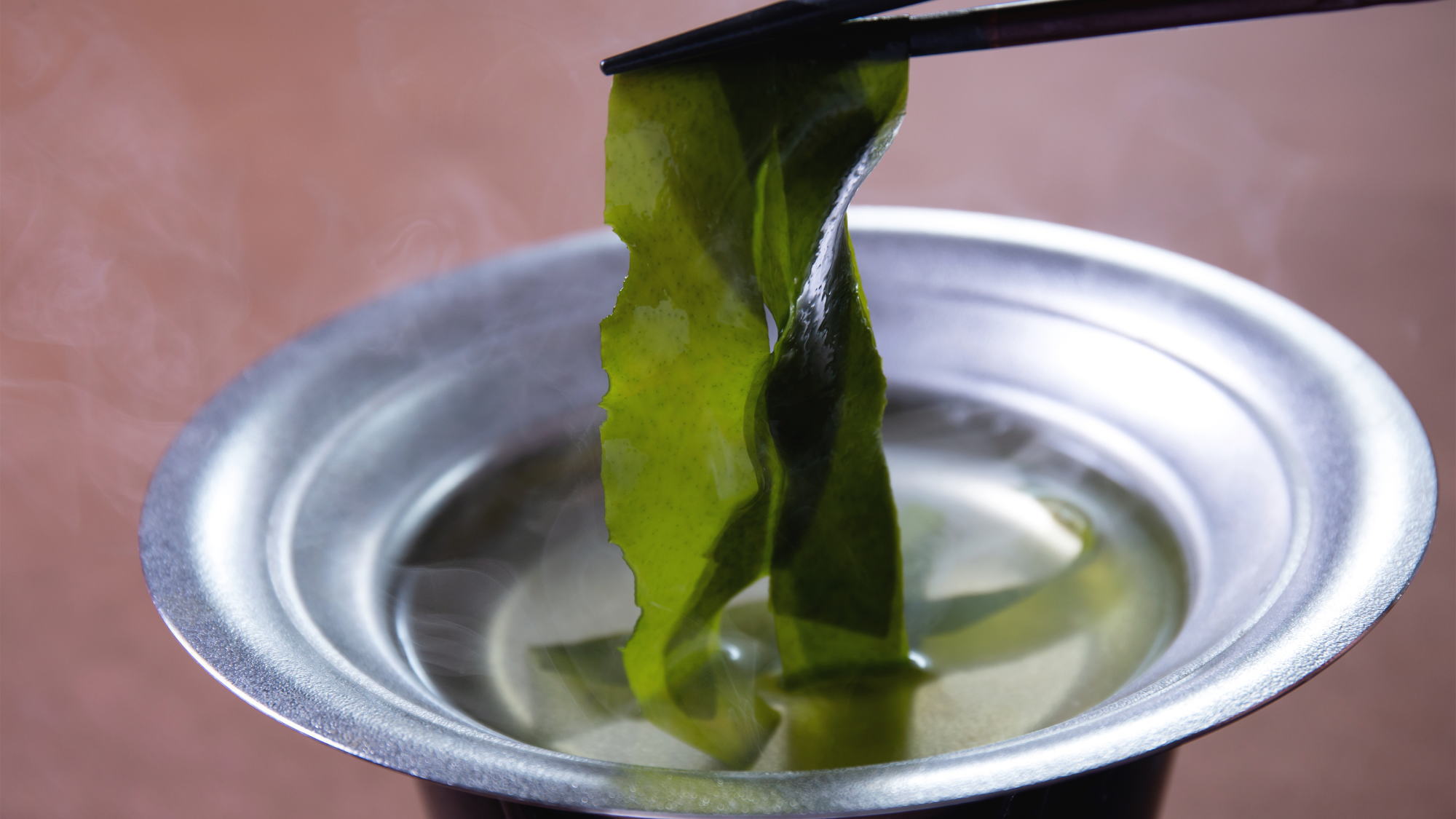 ＜いわて春の味覚フェア＞三陸産早採りわかめのしゃぶしゃぶ 