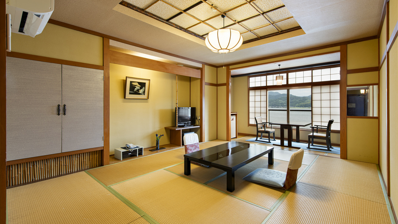 標準Ｂ客室【バス付シャワートイレ付／和室１０畳／４F／禁煙】