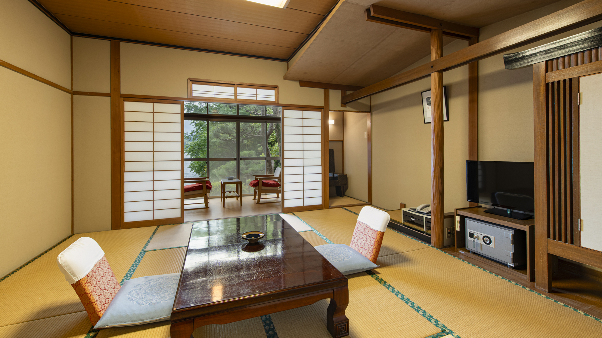 旧来客室（和室8畳）