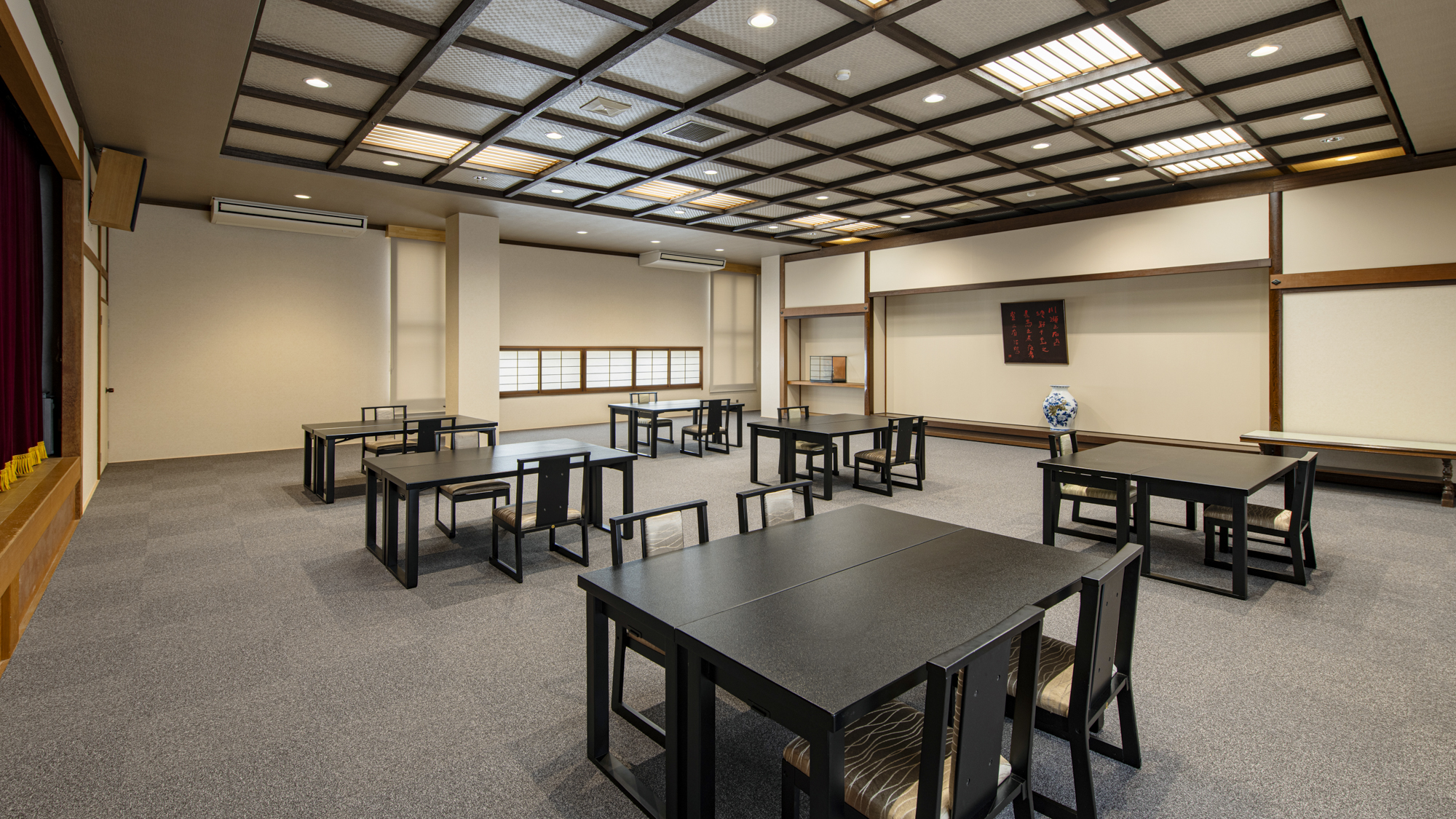 会場食会場（大広間）