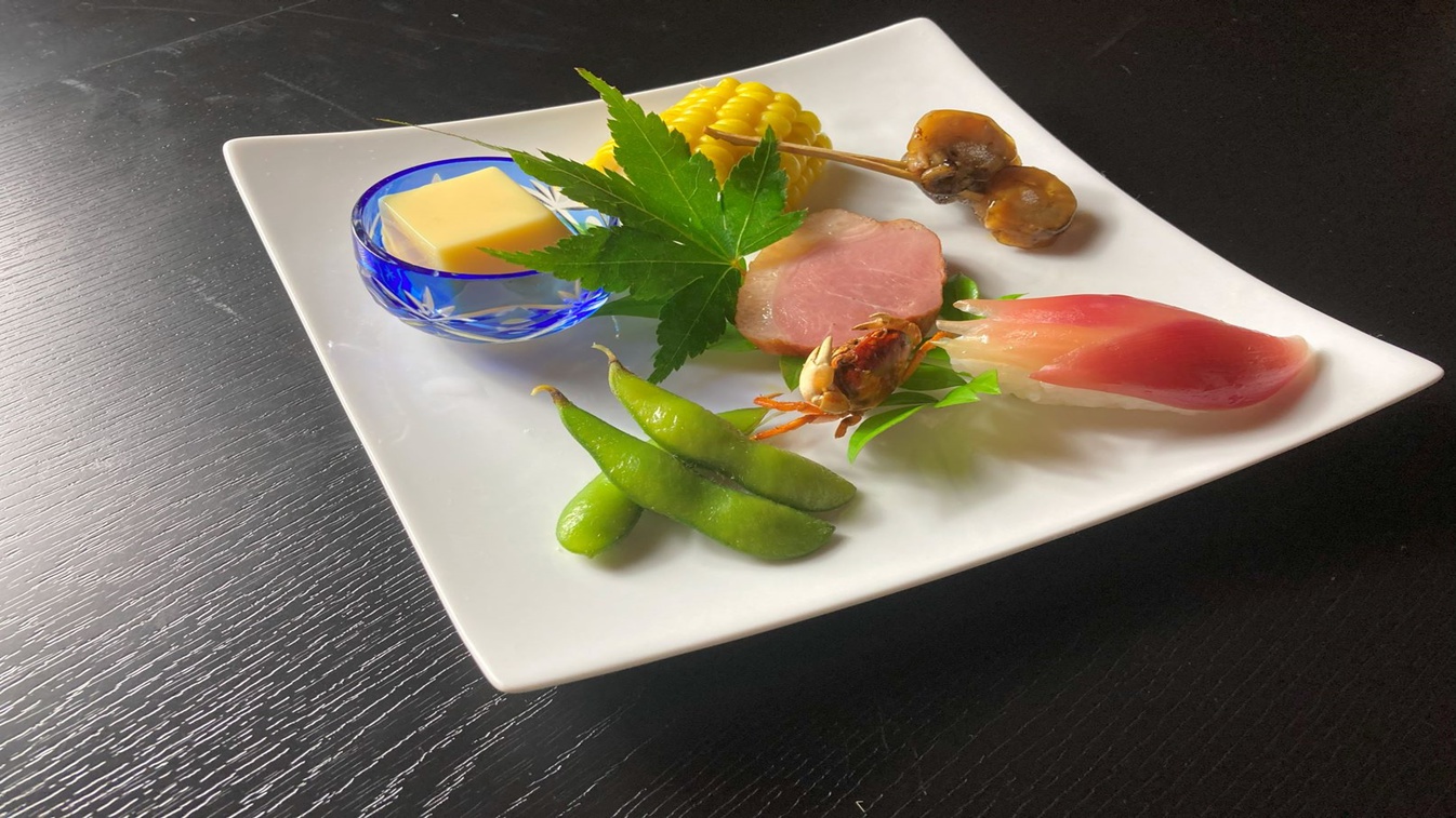 【夏休みお盆◆2食付】群馬上州の厳選された味覚全13品＆三波石を使った岩風呂の温泉