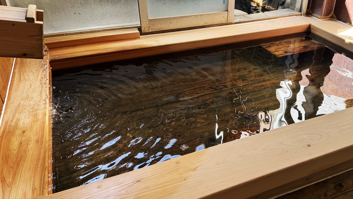 ヒノキ風呂