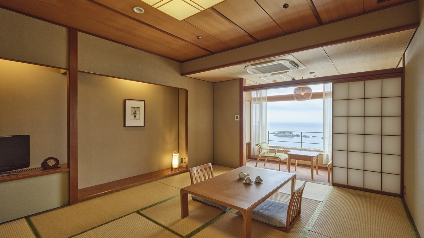 山上館 和室10畳（太平洋側）