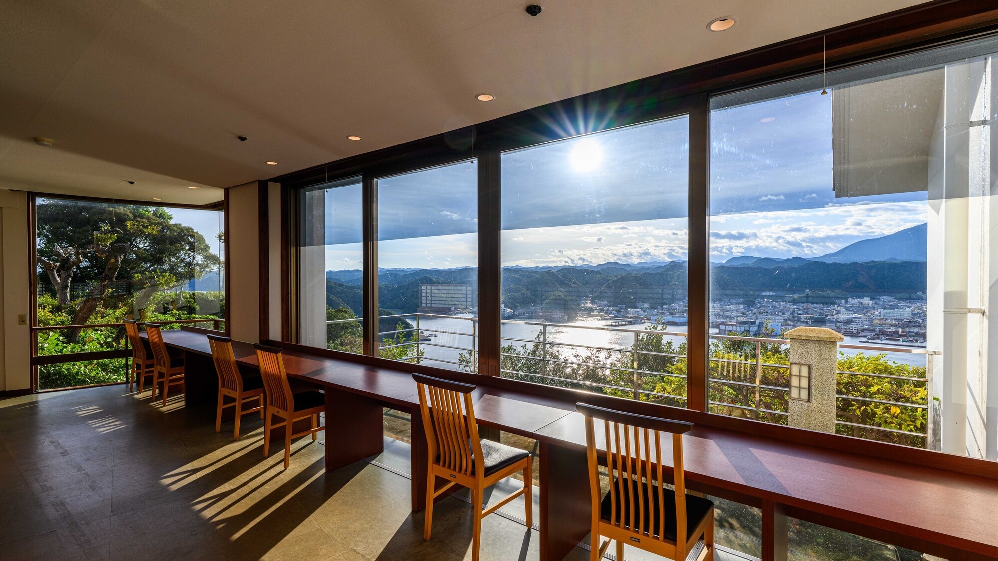 山上館レストラン「グリーンヒル」