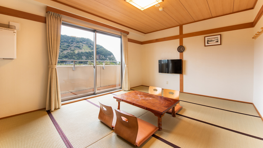 【広々スタンダード】◇和室１０畳◇〜くつろぎの部屋〜