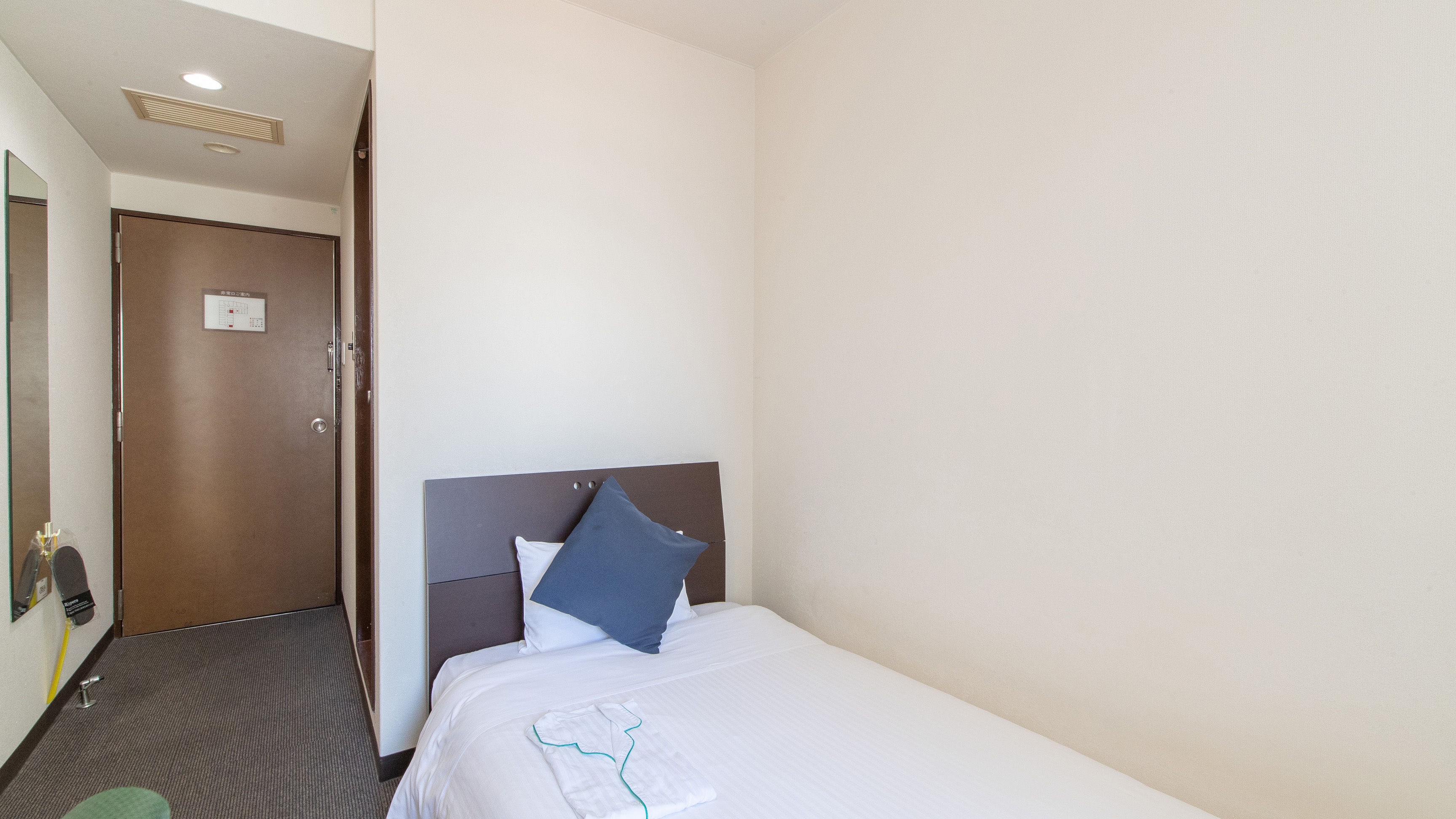 スタンダードシングルルーム