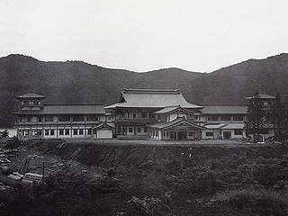 1957年搬遷時的龍宮