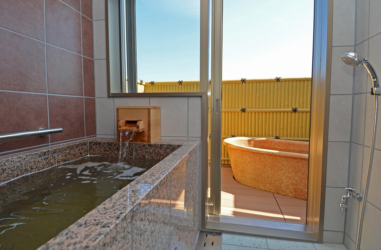宿泊客室　稲穂　内風呂　露天風呂