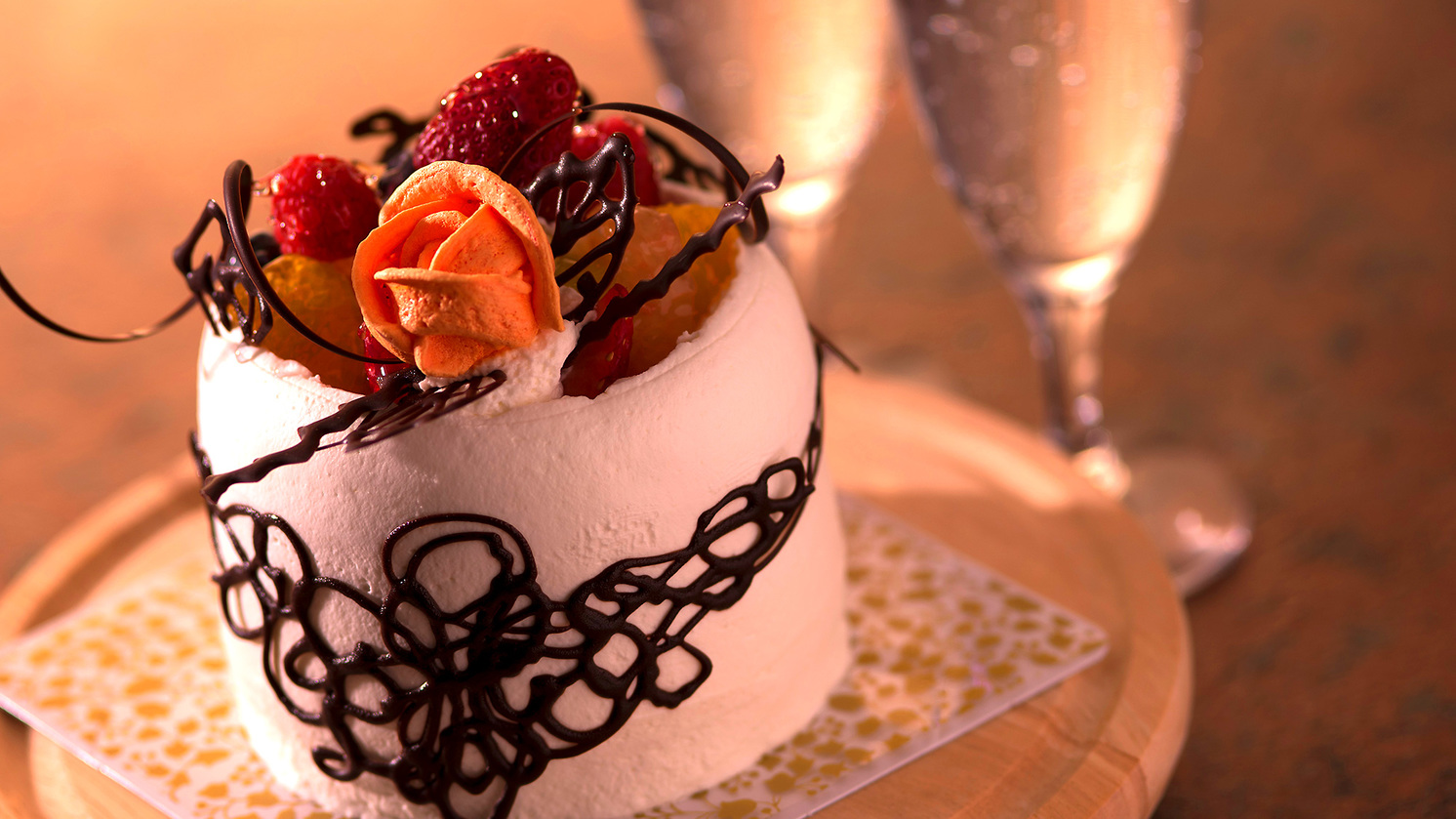 【記念日】お祝いを温泉旅館で過ごす！”選べる”2つの特典＋メイン料理＋プライベートなお部屋食！