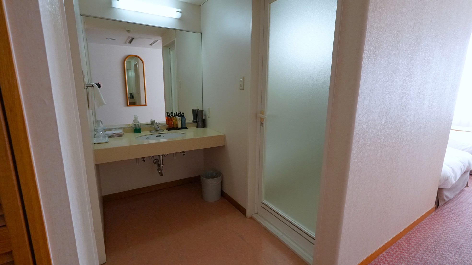 ツインルーム　トリプルルーム