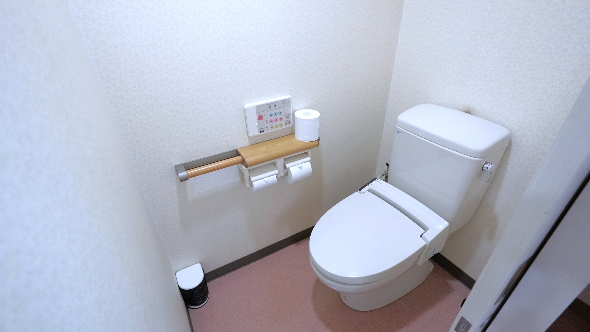 トイレ（トリプルルーム　ツインルーム）