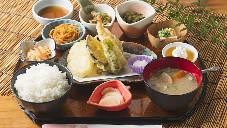 【2食付】ビジネスに最適◎選べる夕食＆朝食バイキングプラン★源泉かけ流し本物の温泉・サウナを堪能！★