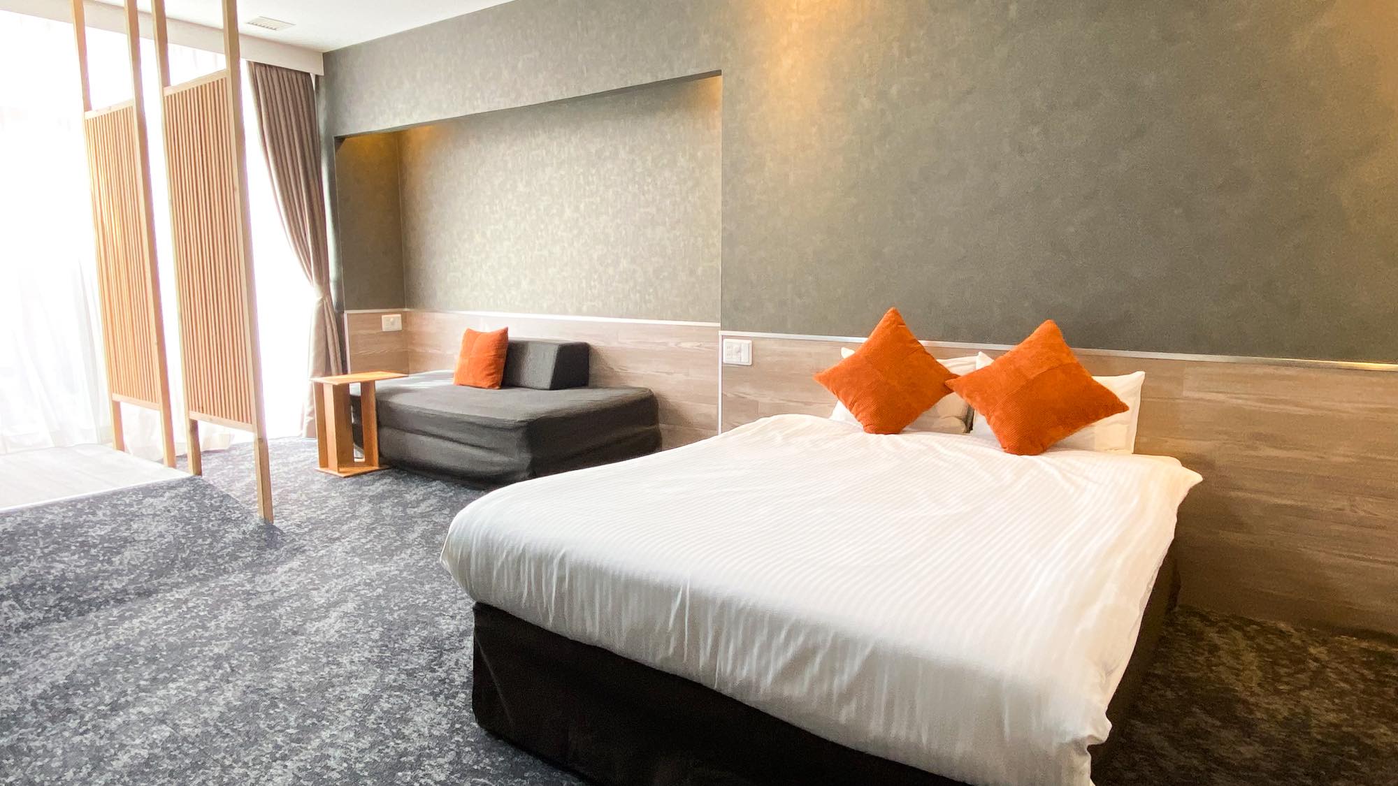 １４０ｃｍダブルベッド仕様になり、より使いやすくなった響ルーム