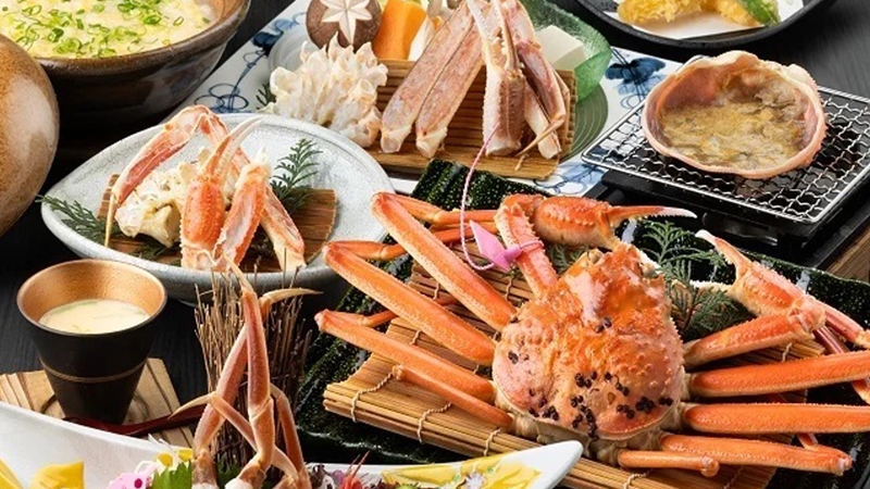 活け松葉がにフルコース地元産の松葉がにだけを計2杯使用【1日限定20食】