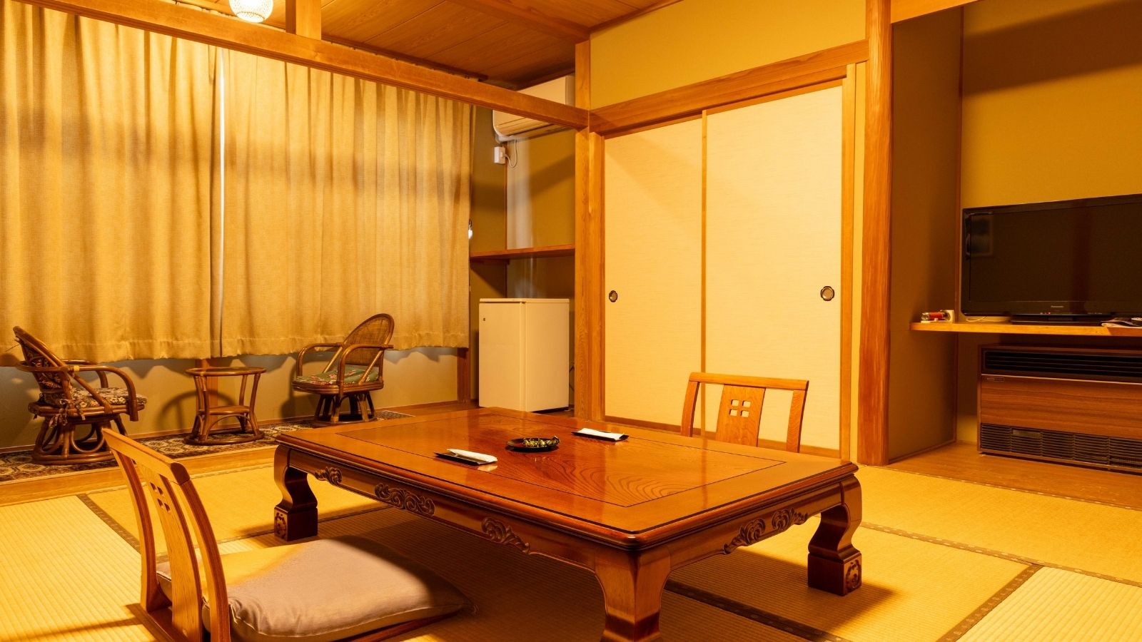 南館〔和室〕８畳