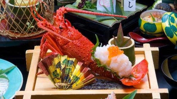 贅沢な極み！伊勢海老とおおいた和牛ステーキを堪能する【事前カード決済限定】
