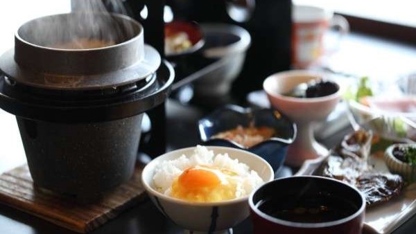 おかずたっぷり朝食【和定食】