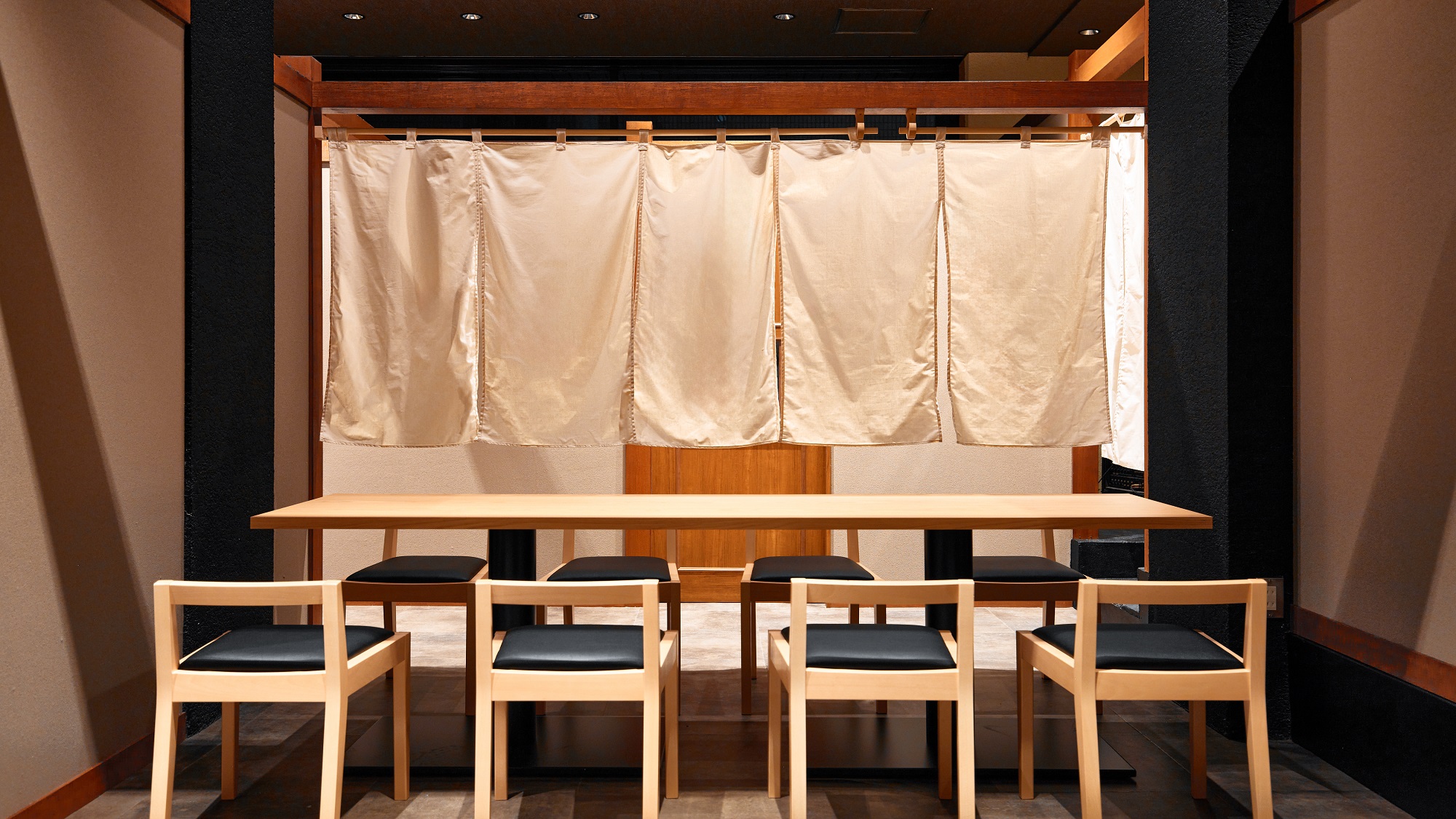 レストラン客席イメージ