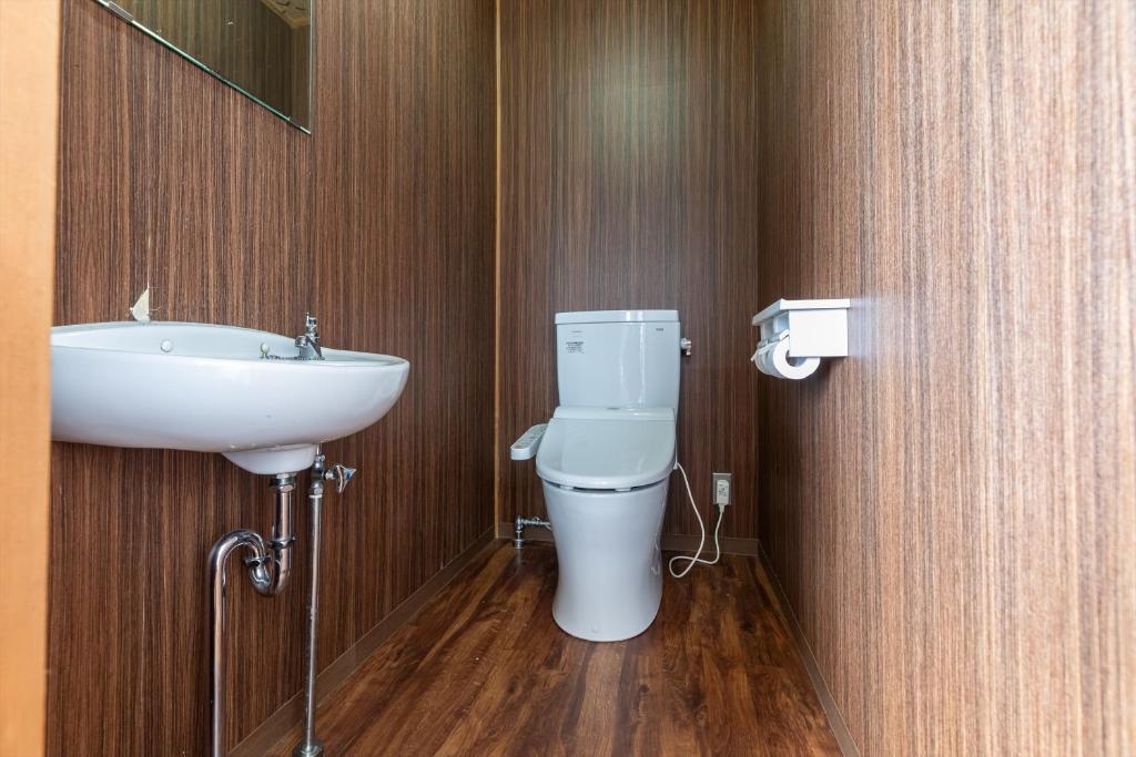 【禁煙】和室1～10名様（トイレ付き、バス共用）