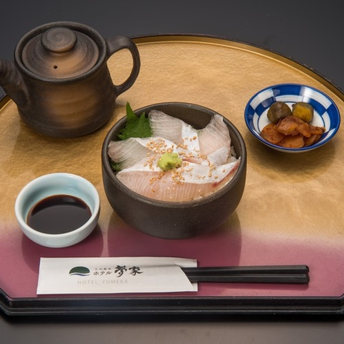 胡麻カンパチの茶漬け定食※イメージ