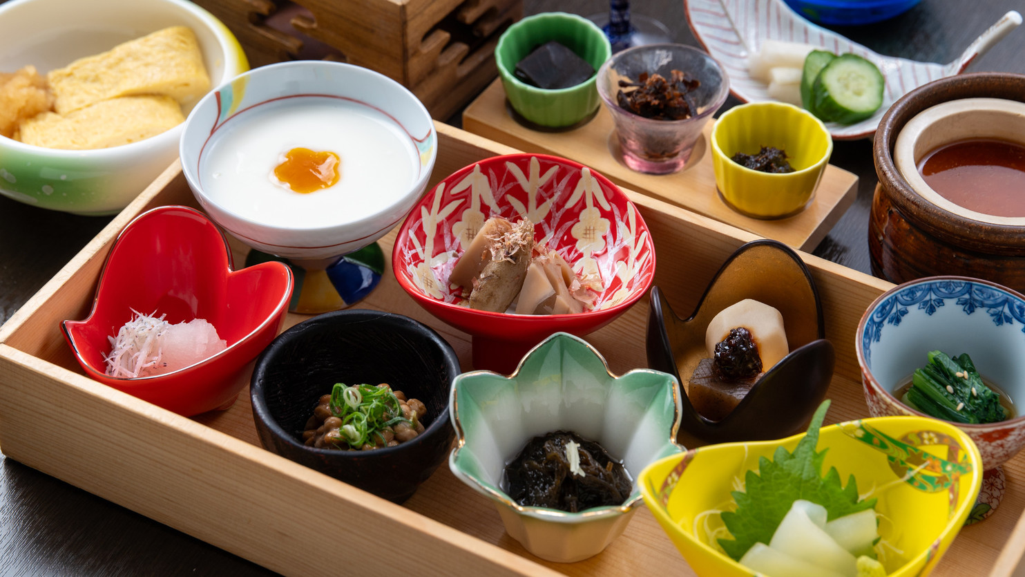【お部屋食】夕食は目の前で揚げるアツアツ天麩羅が人気☆地産地消彩り会席