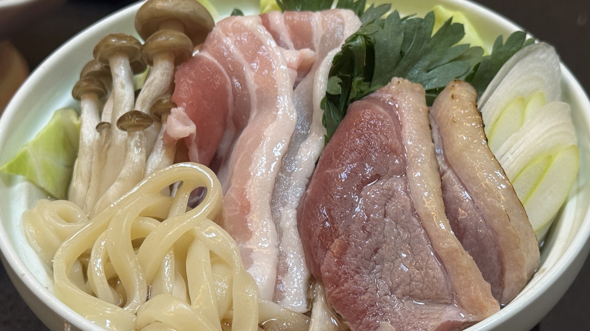 【さき楽】【お部屋食】【ドリンクインクルーシブ】30日前の約束で心はずむ平日旅。はなや会席プラン