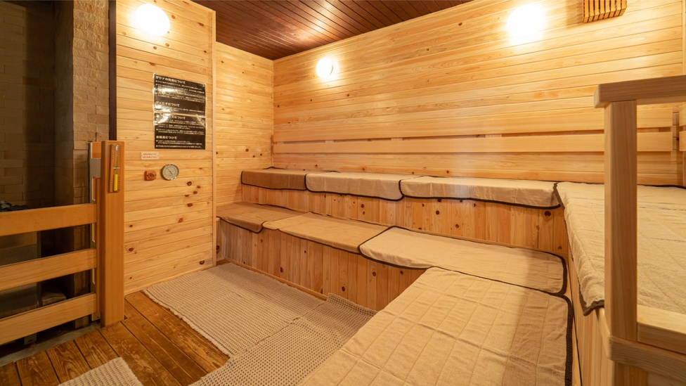 【春SALE】【夕食18:00頃、朝食6:45頃】ホテル自慢の大人気バイキングプラン♪