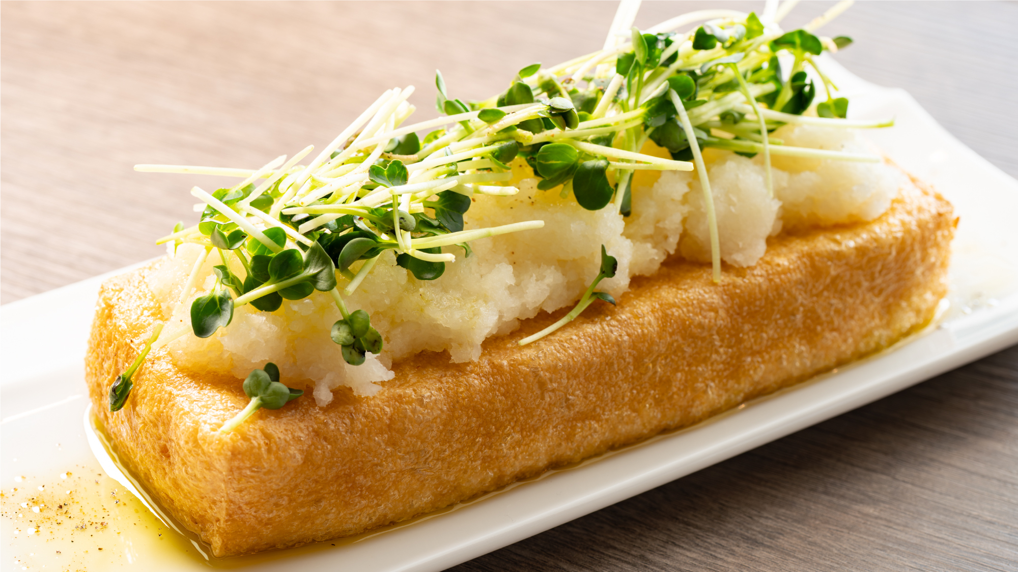 【山古志＆栃尾フェア（4/19～6/30開催）】笹川流れの塩とオリーブオイルで食べる栃尾のあぶらげ