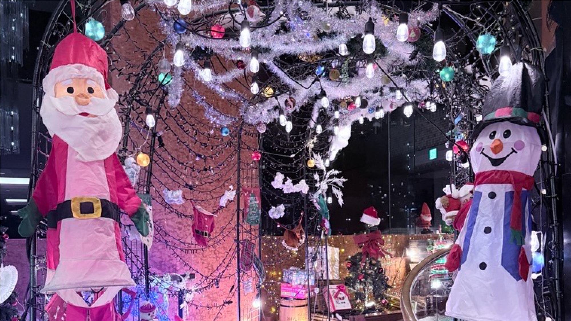 【クリスマスフェスタ】館内イルミネーション