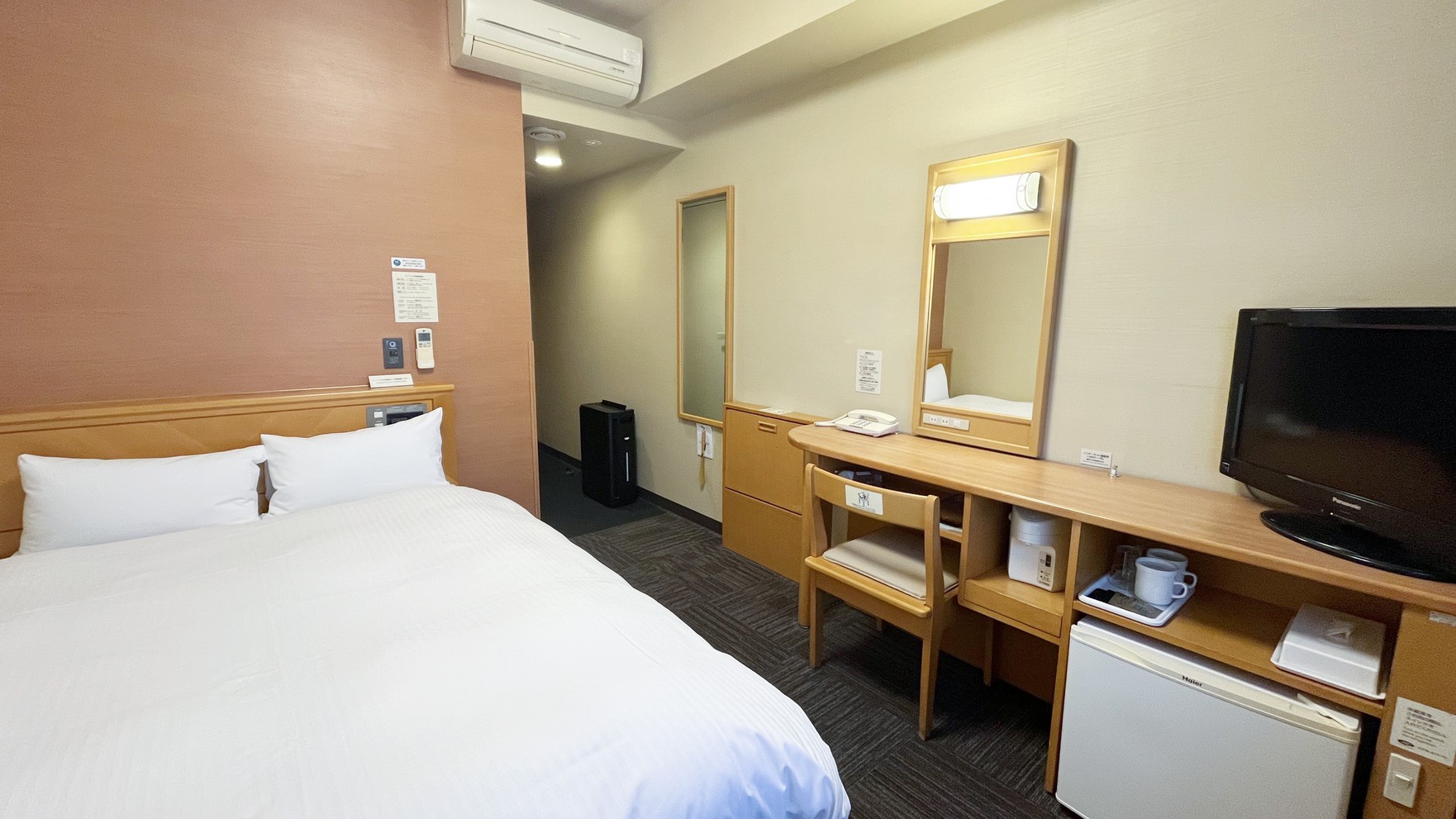 セミダブルルーム