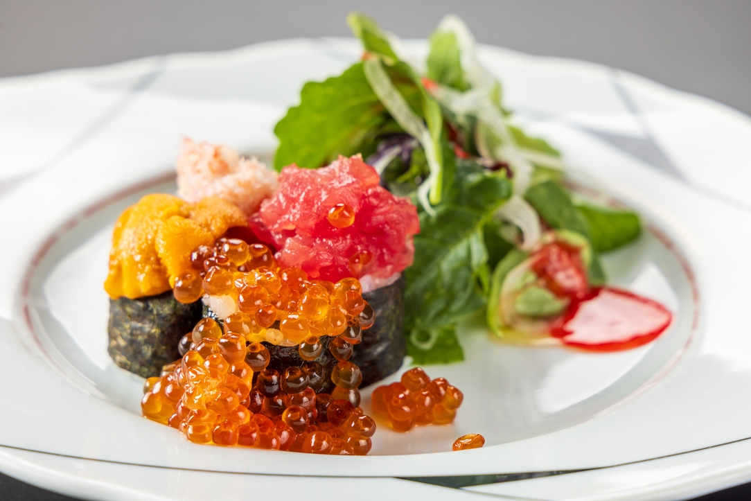 【相模湾の幸を堪能】鮑と伊勢海老付うおきプラン1泊2食（貸切露天風呂無料）