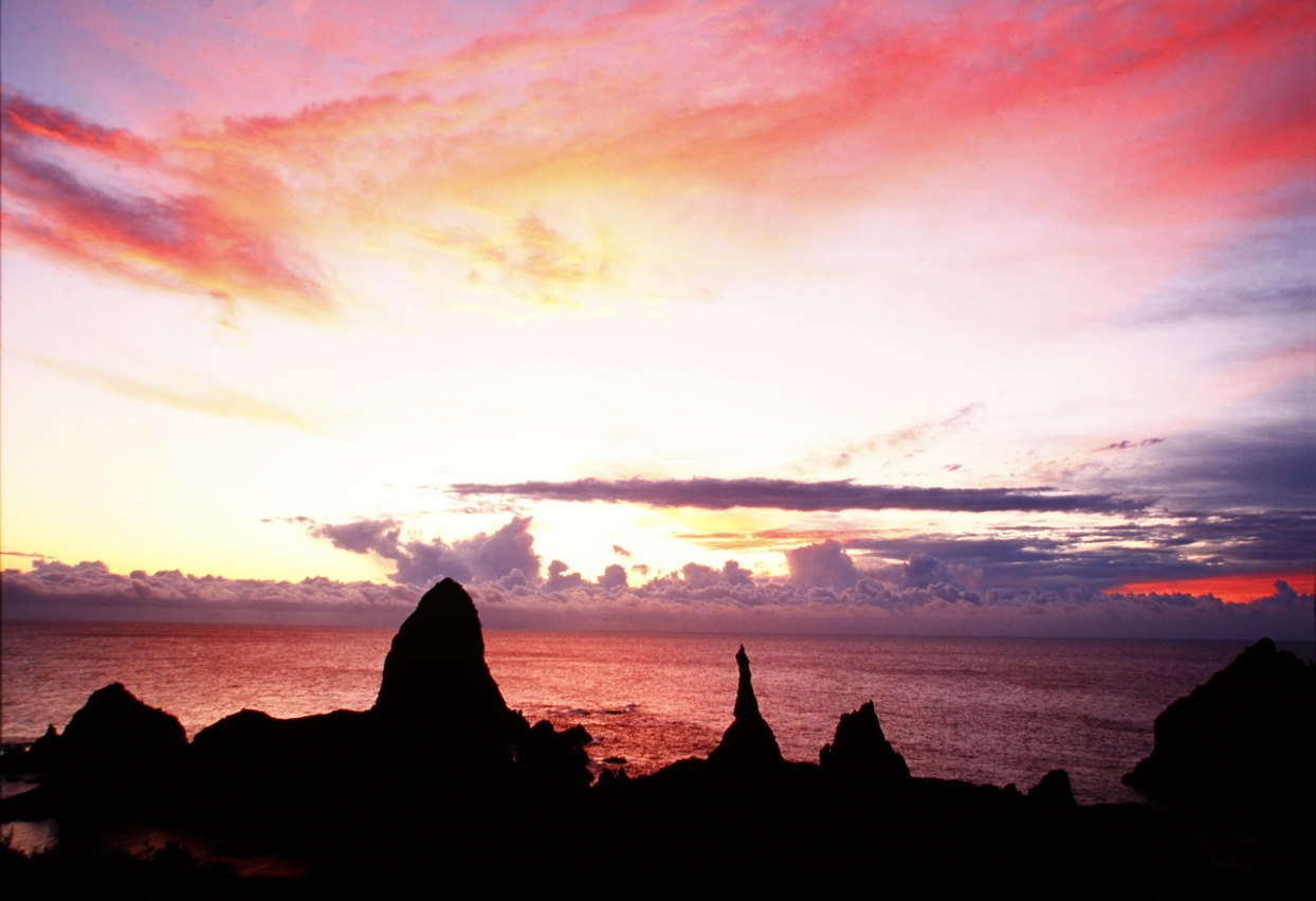 【11月限定〇ショートクルーズ体験付】神在月に神が残る唯一の島「隠岐」で過ごす秋旅＜お造り食べ放題＞