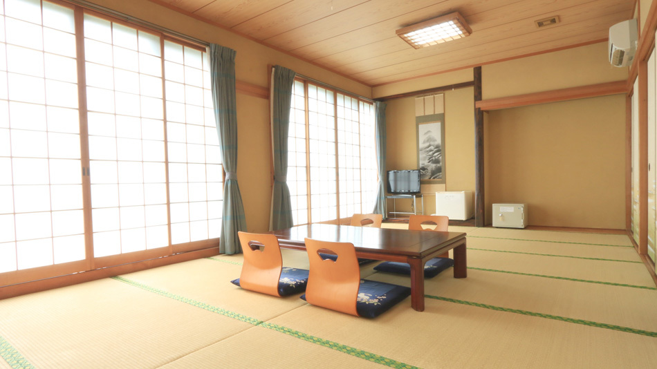 ◇山側◇和室14畳
