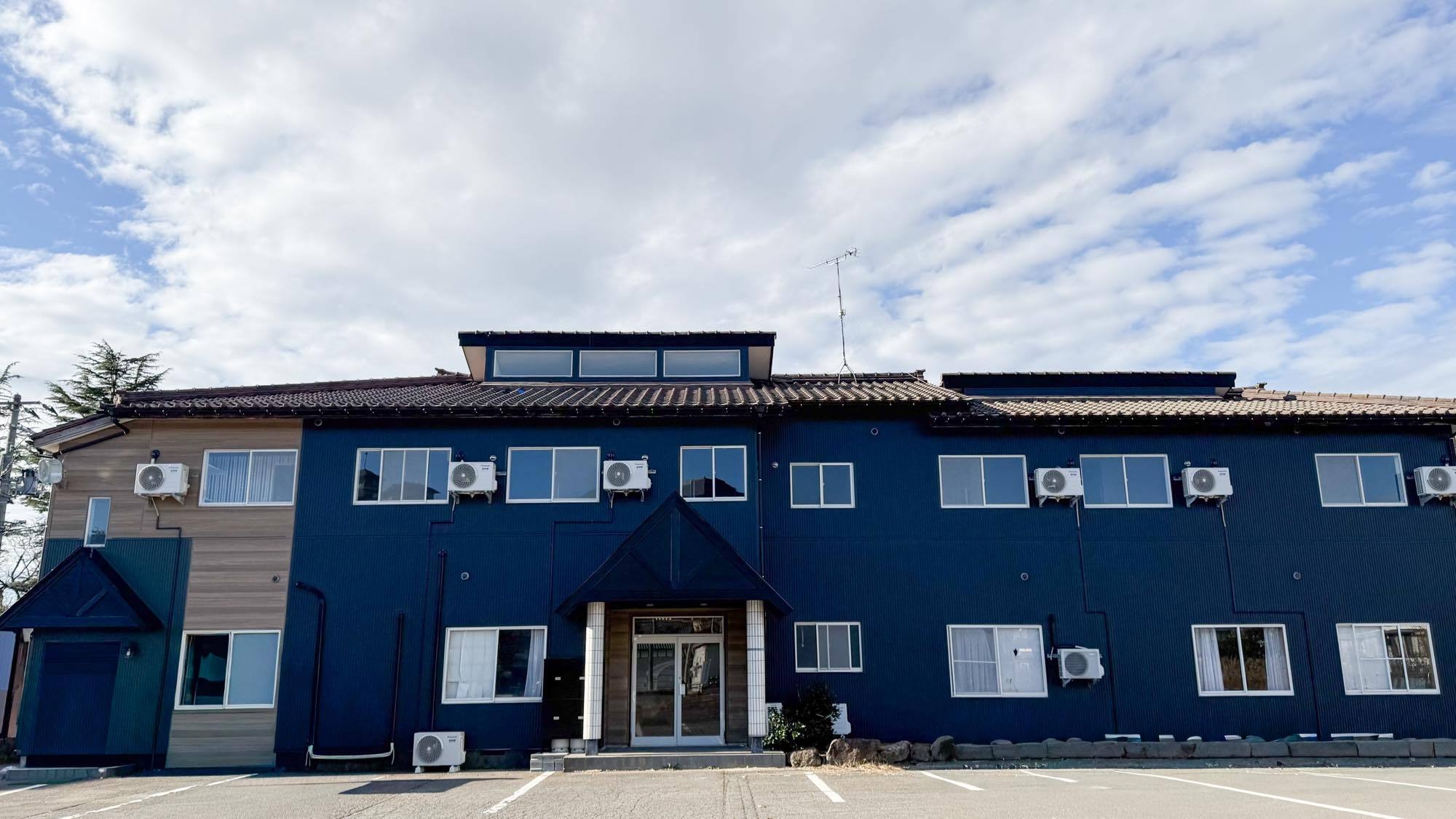 【素泊り】別棟　アパートタイプルーム　暮らすように過ごす小さな洋室＆温泉利用可