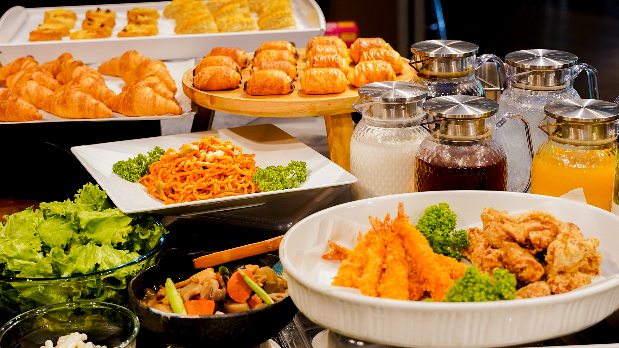 〈朝食バイキングイメージ〉