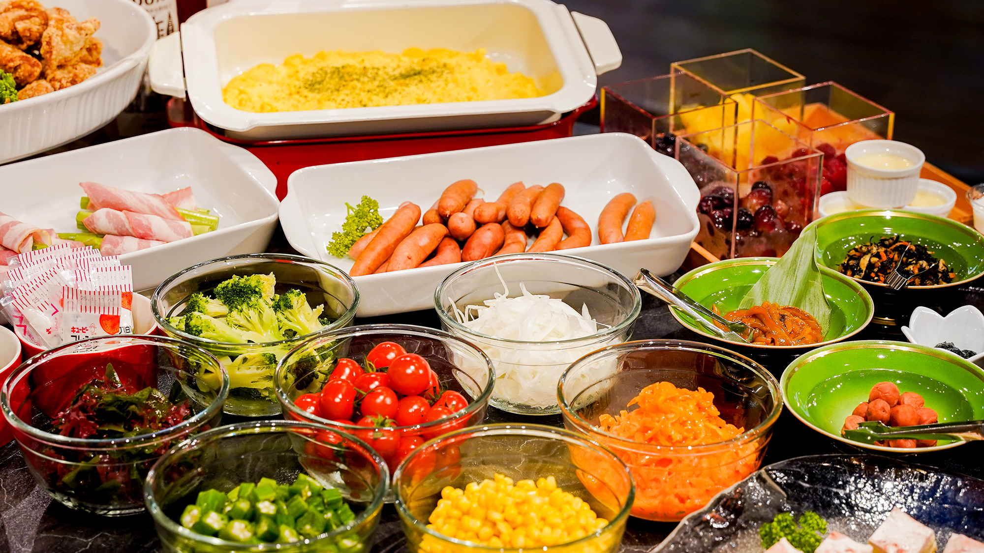 〈朝食バイキングイメージ〉