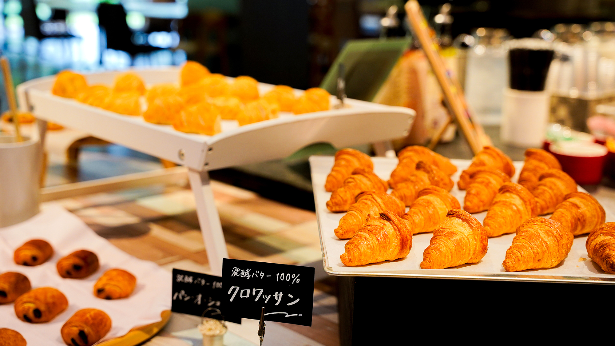 〈朝食バイキングイメージ〉