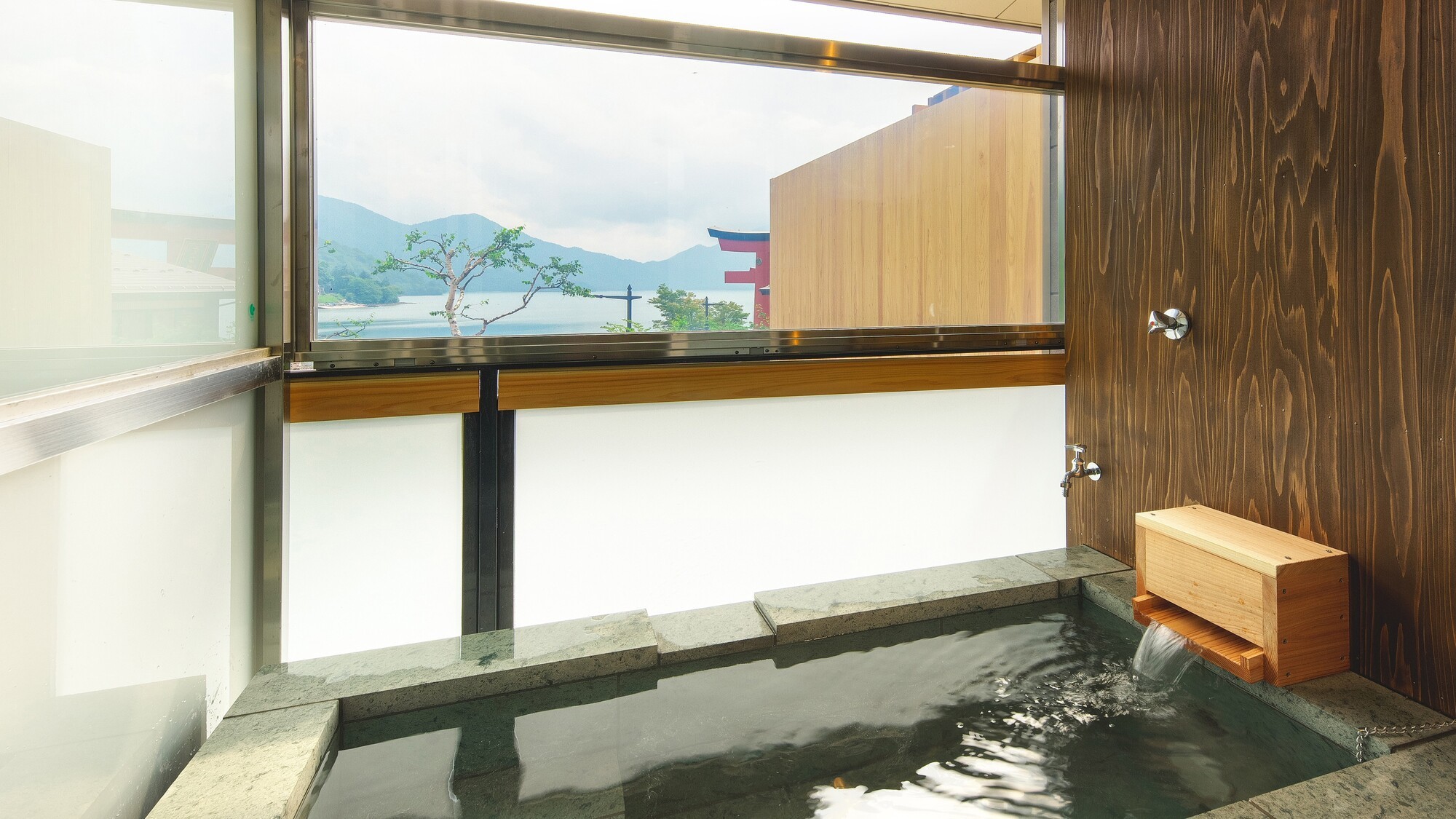 中禅寺湖の一人旅におすすめの人気のホテルランキング【楽天トラベル】