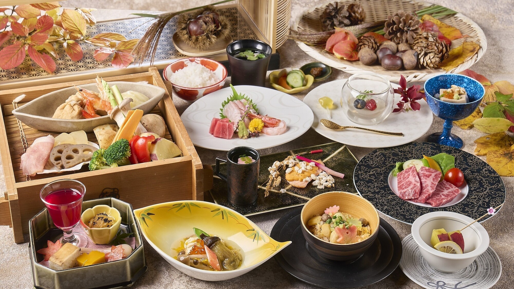 秋料理：色付く木の葉