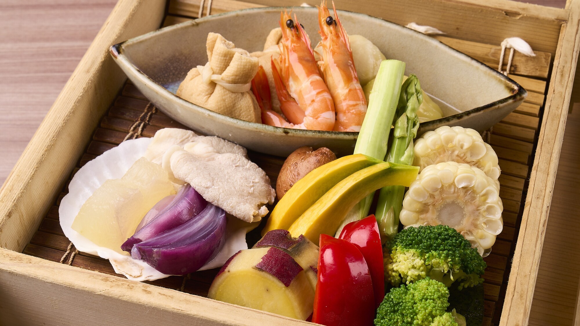 夏料理：【蒸篭蒸し】季節のお野菜