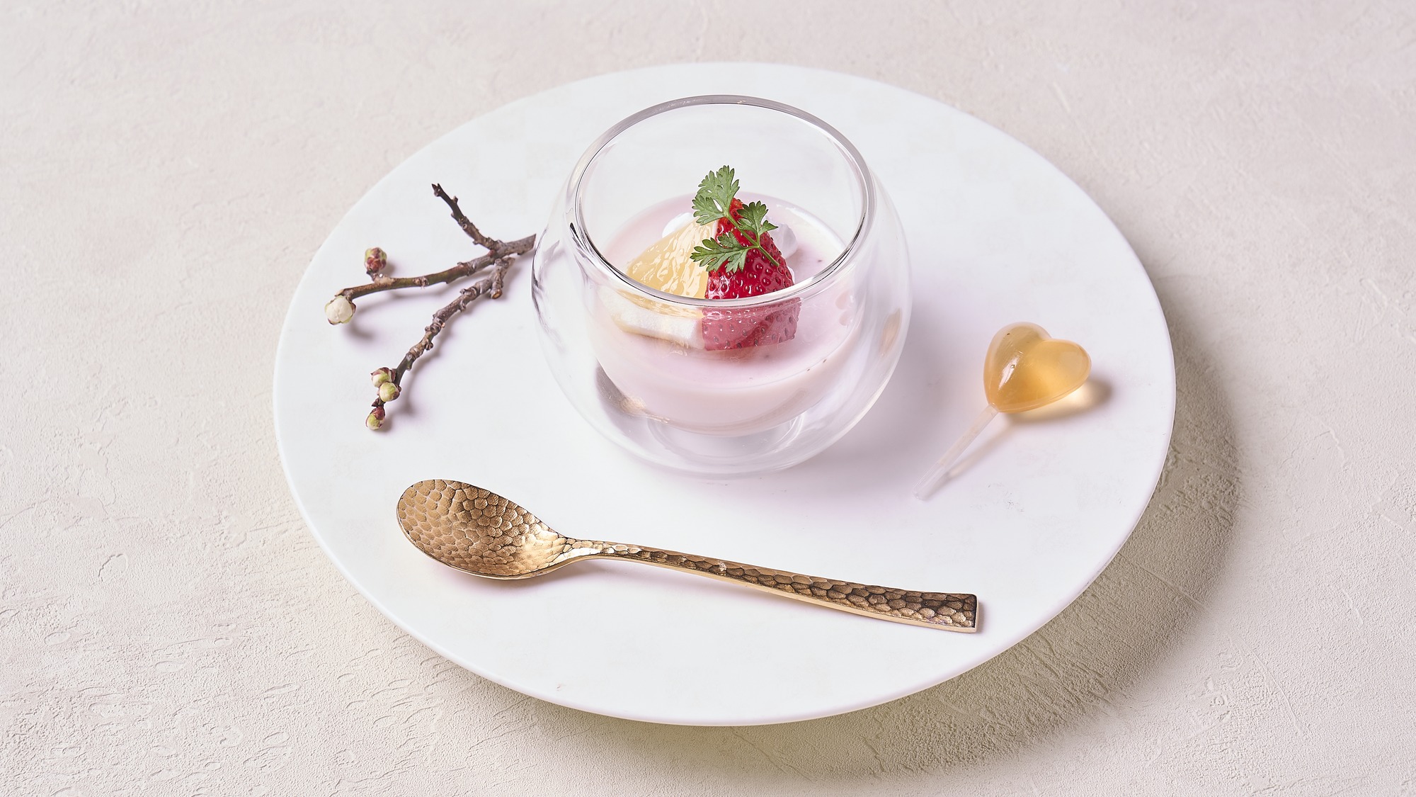 ・【春料理一例・水菓子】とちあいかプリン　とちあいか　日向夏　黒米