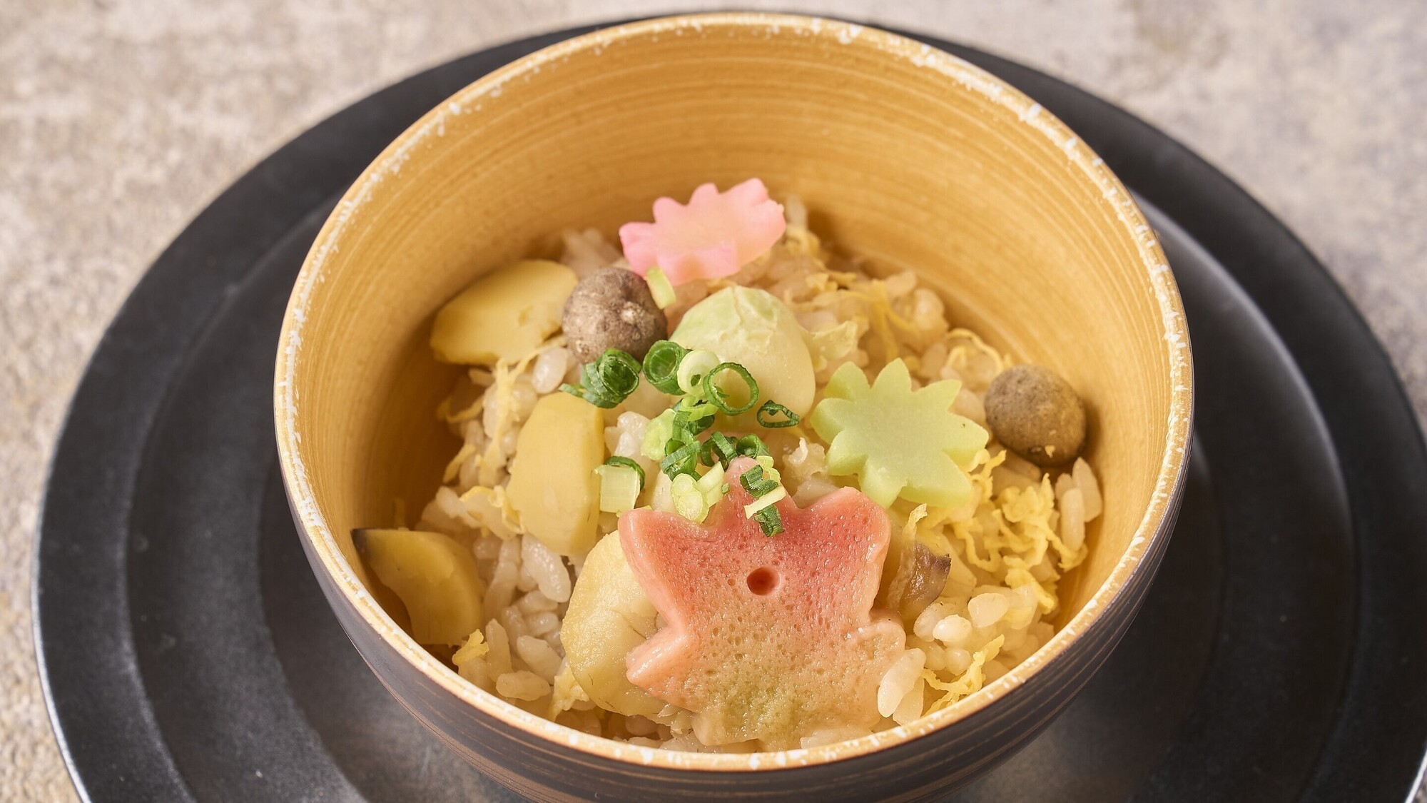 秋料理：【凌ぎ】栗御飯