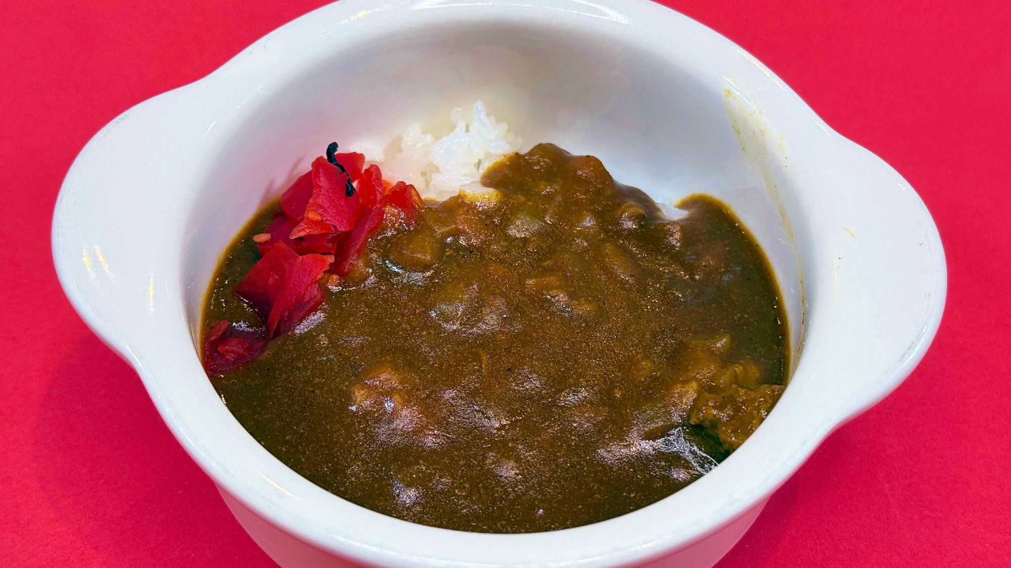 絶対食べてほしい！自社ファームのトマトジュースで煮込んだトマトカレー　※イメージ